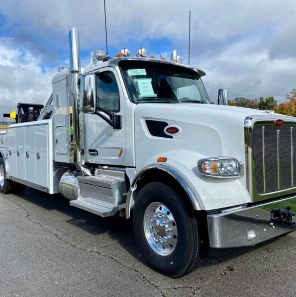 heavy duty tow truck
